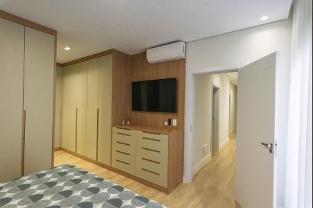 Casa de condomínio à venda com 225m², 4 quartos e 5 vagas Casa de condomínio à venda com 225m², 4 quartos e 5 vagasSuíte 3