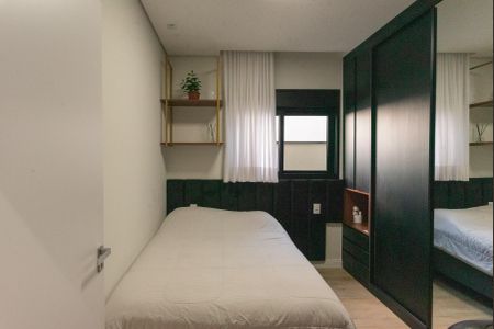 Casa de condomínio à venda com 225m², 4 quartos e 5 vagas Casa de condomínio à venda com 225m², 4 quartos e 5 vagasSuíte 2