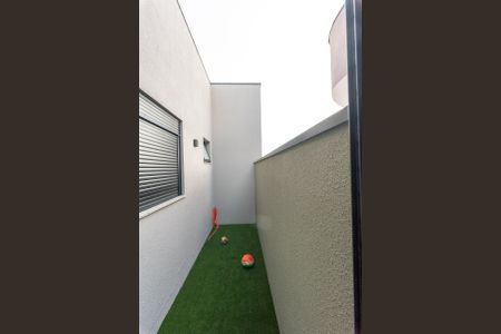 Casa de condomínio à venda com 225m², 4 quartos e 5 vagas Casa de condomínio à venda com 225m², 4 quartos e 5 vagasSuíte 1