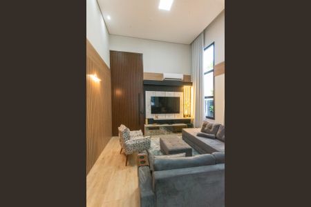 Casa de condomínio à venda com 225m², 4 quartos e 5 vagas Casa de condomínio à venda com 225m², 4 quartos e 5 vagasSala