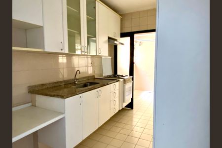Apartamento à venda com 78m², 3 quartos e 2 vagas Apartamento à venda com 78m², 3 quartos e 2 vagasCozinha