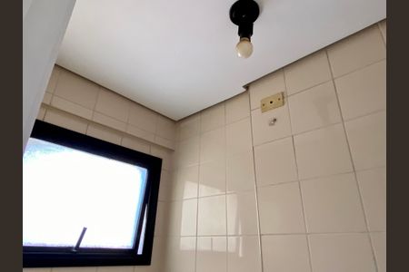 Apartamento à venda com 78m², 3 quartos e 2 vagas Apartamento à venda com 78m², 3 quartos e 2 vagasBanheiro de serviço