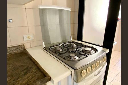 Apartamento à venda com 78m², 3 quartos e 2 vagas Apartamento à venda com 78m², 3 quartos e 2 vagasCozinha