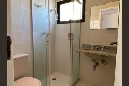 Apartamento à venda com 78m², 3 quartos e 2 vagas Apartamento à venda com 78m², 3 quartos e 2 vagasBanheiro da Suíte