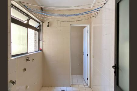 Apartamento à venda com 78m², 3 quartos e 2 vagas Apartamento à venda com 78m², 3 quartos e 2 vagasÁrea de Serviço