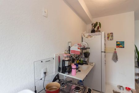 Apartamento para alugar com 43m², 2 quartos e sem vaga Apartamento para alugar com 43m², 2 quartos e sem vagaCozinha e Área de Serviço