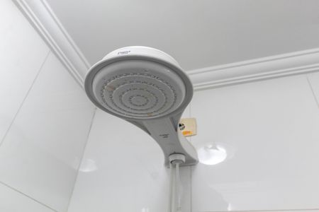 Casa à venda com 80m², 2 quartos e 2 vagas Casa à venda com 80m², 2 quartos e 2 vagasChuveiro