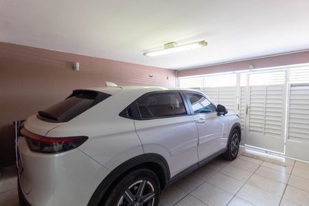 Casa à venda com 80m², 2 quartos e 2 vagas Casa à venda com 80m², 2 quartos e 2 vagasGaragem