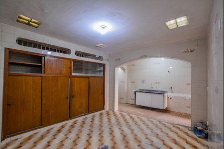 Casa para alugar com 150m², 2 quartos e 1 vaga Casa para alugar com 150m², 2 quartos e 1 vagaSala de Jantar
