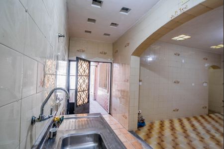 Casa para alugar com 150m², 2 quartos e 1 vaga Casa para alugar com 150m², 2 quartos e 1 vagaCozinha