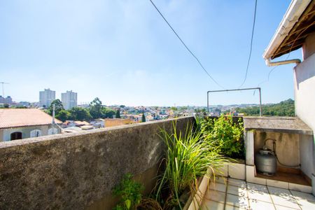 Casa à venda com 210m², 4 quartos e 2 vagas Casa à venda com 210m², 4 quartos e 2 vagasÁrea externa