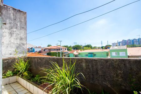 Casa à venda com 210m², 4 quartos e 2 vagas Casa à venda com 210m², 4 quartos e 2 vagasÁrea externa