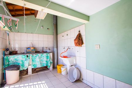 Casa à venda com 210m², 4 quartos e 2 vagas Casa à venda com 210m², 4 quartos e 2 vagasÁrea de serviço