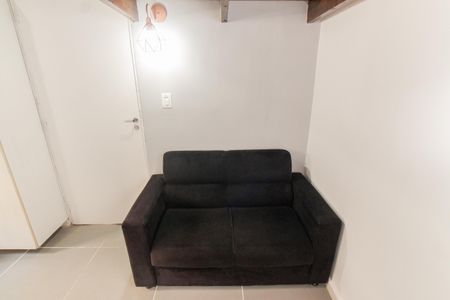 Casa para alugar com 17m², 1 quarto e sem vaga Casa para alugar com 17m², 1 quarto e sem vagaSala e Quarto