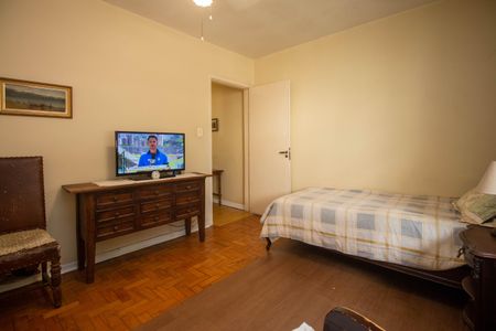 Casa à venda com 220m², 3 quartos e 2 vagasQuarto1