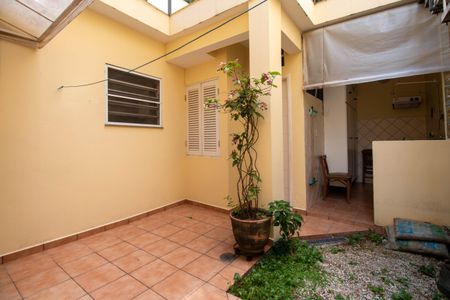 Casa à venda com 220m², 3 quartos e 2 vagasLavanderia