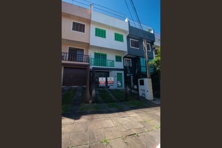 Casa à venda com 120m², 4 quartos e 2 vagasFachada