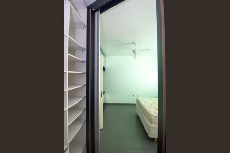 Casa à venda com 120m², 4 quartos e 2 vagasSuite