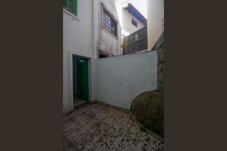 Casa à venda com 120m², 4 quartos e 2 vagasQuintal