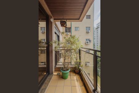 Apartamento para alugar com 43m², 1 quarto e 1 vagaVaranda