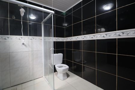 Casa à venda com 125m², 4 quartos e 3 vagasBanheiro Casa 1