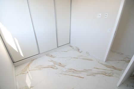 Apartamento à venda com 65m², 2 quartos e 2 vagasQuarto 1