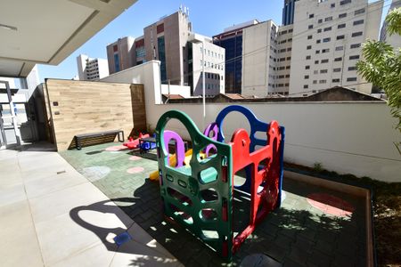 Apartamento à venda com 65m², 2 quartos e 2 vagasÁrea comum - Playground