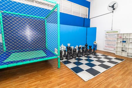 Apartamento à venda com 271m², 4 quartos e 4 vagas Apartamento à venda com 271m², 4 quartos e 4 vagasÁrea Comum - Parquinho