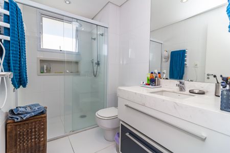 Apartamento à venda com 271m², 4 quartos e 4 vagas Apartamento à venda com 271m², 4 quartos e 4 vagasBanheiro da Suíte 2