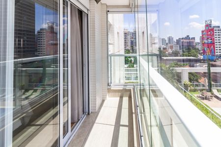 Apartamento à venda com 271m², 4 quartos e 4 vagas Apartamento à venda com 271m², 4 quartos e 4 vagasSuíte 1