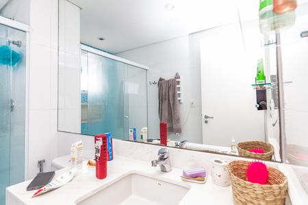 Apartamento à venda com 271m², 4 quartos e 4 vagas Apartamento à venda com 271m², 4 quartos e 4 vagasBanheiro da Suíte 3