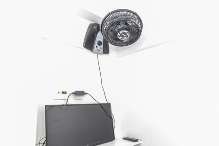 Apartamento à venda com 271m², 4 quartos e 4 vagas Apartamento à venda com 271m², 4 quartos e 4 vagasQuarto de Serviço