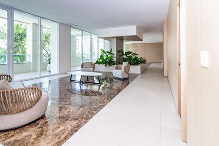 Apartamento à venda com 271m², 4 quartos e 4 vagas Apartamento à venda com 271m², 4 quartos e 4 vagasHall