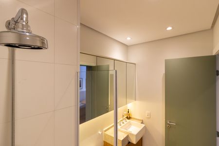 Studio para alugar com 40m², 1 quarto e 1 vaga Studio para alugar com 40m², 1 quarto e 1 vagaBanheiro