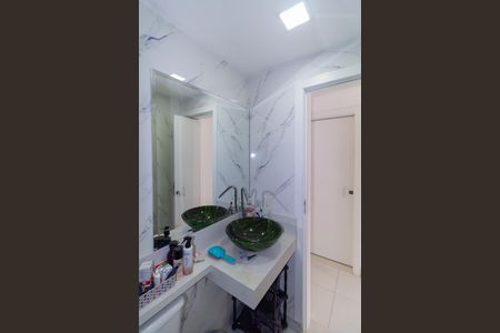 Apartamento à venda com 238m², 4 quartos e 4 vagasBanheiro 