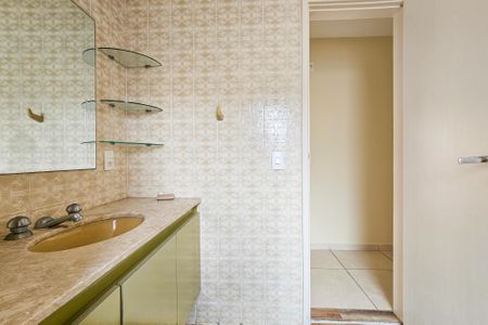 Apartamento para alugar com 127m², 3 quartos e 1 vagaBanheiro da suíte