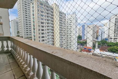Apartamento para alugar com 127m², 3 quartos e 1 vagavaranda