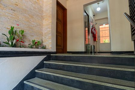 Apartamento à venda com 90m², 3 quartos e sem vagaÁrea comum - Entrada do Edifício