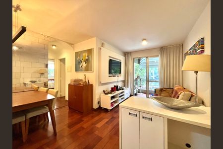 Apartamento à venda com 66m², 2 quartos e 1 vagaSala