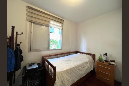 Apartamento à venda com 66m², 2 quartos e 1 vagaQuarto 2