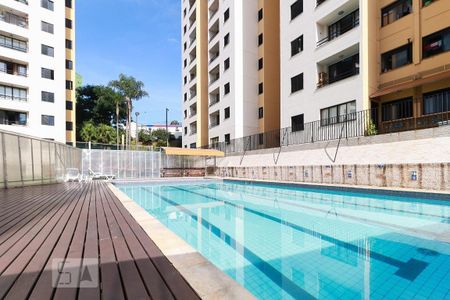 Apartamento para alugar com 64m², 3 quartos e 1 vagaÁrea comum - Piscina