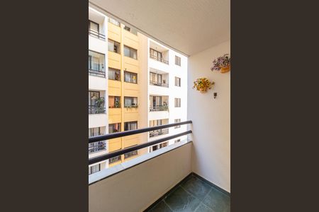 Apartamento para alugar com 64m², 3 quartos e 1 vagaSacada