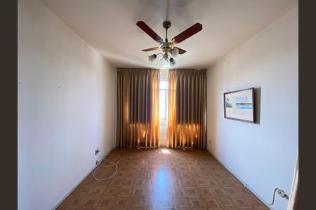 Apartamento à venda com 54m², 2 quartos e 1 vaga Apartamento à venda com 54m², 2 quartos e 1 vagaSala