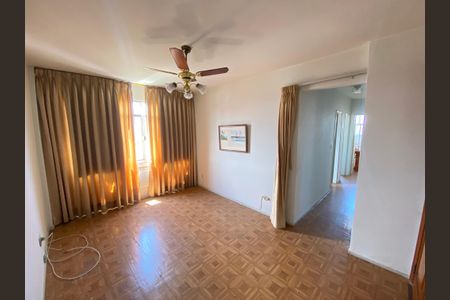 Apartamento à venda com 54m², 2 quartos e 1 vaga Apartamento à venda com 54m², 2 quartos e 1 vagaSala