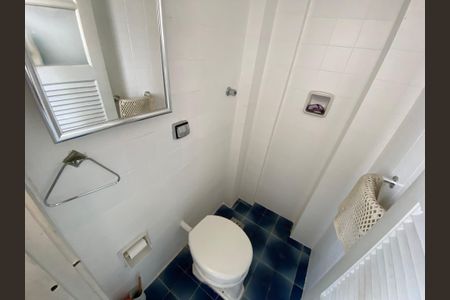 Apartamento à venda com 54m², 2 quartos e 1 vaga Apartamento à venda com 54m², 2 quartos e 1 vagaBanheiro de serviço