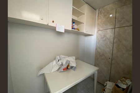 Apartamento à venda com 54m², 2 quartos e 1 vaga Apartamento à venda com 54m², 2 quartos e 1 vagaQuarto de Serviço
