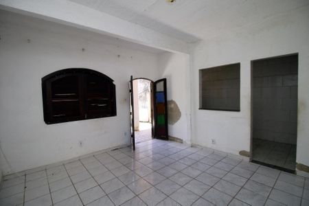 Casa à venda com 65m², 3 quartos e sem vagaSala