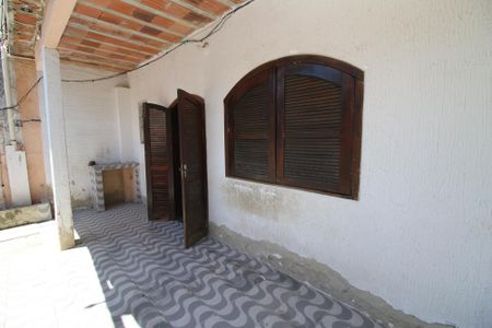 Casa à venda com 65m², 3 quartos e sem vagaVaranda
