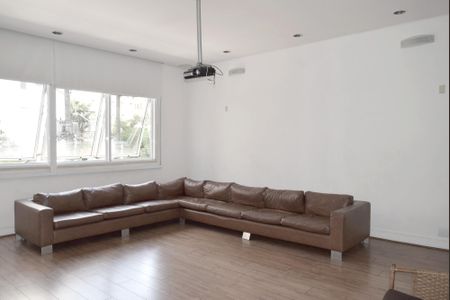 Apartamento para alugar com 47m², 1 quarto e 1 vagaHometheater