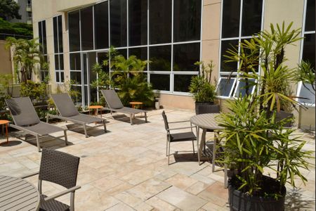 Apartamento para alugar com 47m², 1 quarto e 1 vagaDeck piscina